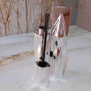 TRATAMIENTO DE CEJAS Y PESTAÑAS SAGUI